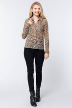 Load image into Gallery viewer, V-neck Print Mesh Knit Shirt

