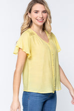 Load image into Gallery viewer, Short Ruffle Slv V-neck Woven Top
