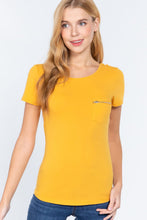 Load image into Gallery viewer, Short Slv Top W/zipper Pocket
