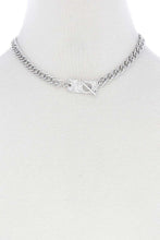 Load image into Gallery viewer, Hammered Rectangle Toggl Clasp Necklace

