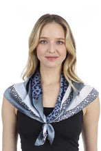 Load image into Gallery viewer, Fashion Leopard Pattern Print Neck Scarf
