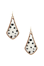 Load image into Gallery viewer, Animal Print Metal Tear Shape Earring
