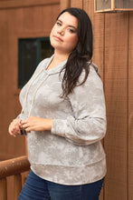 Load image into Gallery viewer, Plus Tie-dye Long Sleeve Hoodie
