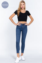 Load image into Gallery viewer, Cross Back Rib Seamless Crop Top
