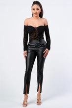 Load image into Gallery viewer, Leopard Print Off Shoulder Bodysuit
