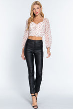 Load image into Gallery viewer, V-neck Floral Print Woven Top
