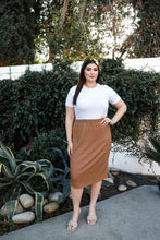 Load image into Gallery viewer, Plus Tan Ribbed Midi Skirt
