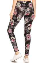 Load image into Gallery viewer, 5-inch Long Yoga Style Banded Lined Skull Printed Knit Legging With High Waist

