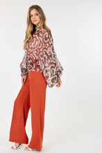 Load image into Gallery viewer, Seamed Wide Leg Palazzo Pants
