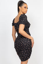 Load image into Gallery viewer, Side Shirring Ditsy Floral Dress
