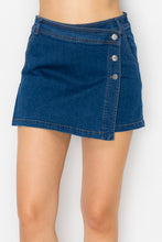 Load image into Gallery viewer, High Rise Buttoned Denim Skorts
