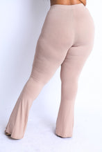 Load image into Gallery viewer, Front Slits Leggings
