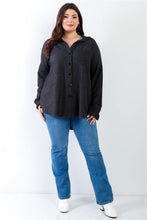 Load image into Gallery viewer, Plus Black Ribbed Collared Button Up Shirt Top
