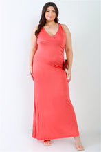 Load image into Gallery viewer, Plus V-neck Sleeveless Maxi Dress
