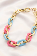 Load image into Gallery viewer, Smooth Texture Oval Link Necklace

