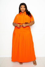 Load image into Gallery viewer, Pleated Cropped Shirt And Maxi Skirt Set
