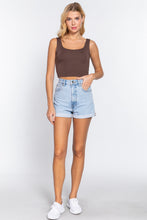 Load image into Gallery viewer, Scoop Neck 2 Ply Crop Tank Top
