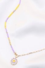 Load image into Gallery viewer, Flower Charm Beaded Oval Link Necklace
