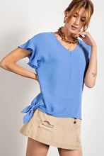 Load image into Gallery viewer, V Neckline Wing Sleeves Woven Top

