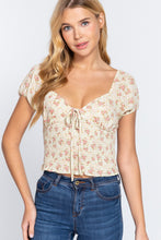 Load image into Gallery viewer, Short Slv Smocking Print Woven Top
