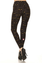 Load image into Gallery viewer, Black Cats Printed, High Waisted Leggings In A Fit Style, With An Elastic Waistband
