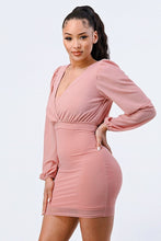 Load image into Gallery viewer, Lux Mesh Layered Lining V Neck Bubble Slv Bodycon Dress
