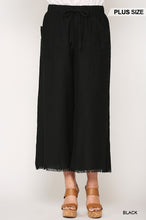 Load image into Gallery viewer, Frayed Wide Leg Pants With Pockets
