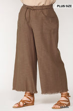 Load image into Gallery viewer, Frayed Wide Leg Pants With Pockets
