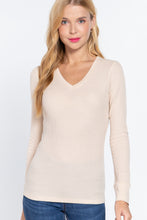 Load image into Gallery viewer, Long Slv V-neck Thermal Top
