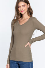 Load image into Gallery viewer, Long Slv V-neck Thermal Top
