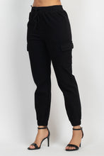 Load image into Gallery viewer, Solid High-rise Pocketed Jogger Pants
