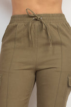 Load image into Gallery viewer, Solid High-rise Pocketed Jogger Pants
