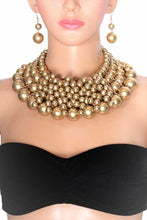 Load image into Gallery viewer, Pearl Cluster Necklace
