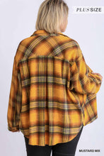Load image into Gallery viewer, Plaid Collar Button Down Overshirt With Front Pockets

