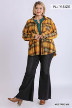 Load image into Gallery viewer, Plaid Collar Button Down Overshirt With Front Pockets
