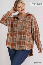 Load image into Gallery viewer, Plaid Collar Button Down Overshirt With Front Pockets
