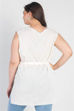 Load image into Gallery viewer, Plus White Knit Belted V-neck Sleeveless Top
