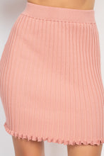 Load image into Gallery viewer, Ruffle Trim Hem Ribbed Mini Skirt
