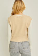 Load image into Gallery viewer, Argyle Print Sweater Vest
