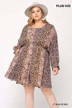 Load image into Gallery viewer, Print Mixed Dolman Sleeve Dress With Side Pockets
