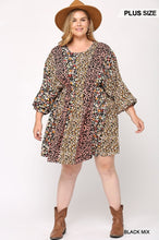 Load image into Gallery viewer, Print Mixed Dolman Sleeve Dress With Side Pockets
