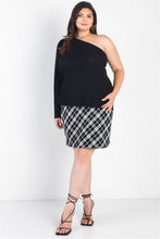 Load image into Gallery viewer, Plus Black Ribbed One Shoulder Top
