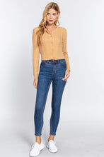 Load image into Gallery viewer, Crew Neck Cable Sweater Cardigan

