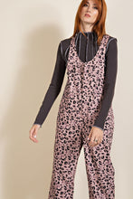 Load image into Gallery viewer, Animal/leopard Printed Jumpsuit
