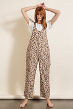 Load image into Gallery viewer, Animal/leopard Printed Jumpsuit

