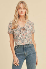 Load image into Gallery viewer, Short Sleeve V Neck Front Tie

