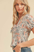 Load image into Gallery viewer, Short Sleeve V Neck Front Tie
