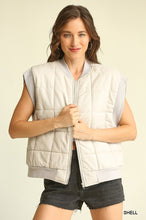 Load image into Gallery viewer, Faux Leather Solid Puffer Vest With Pockets
