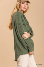 Load image into Gallery viewer, Mineral wash button down top with high low hem
