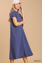 Load image into Gallery viewer, Split neck button down midi dress with no lining
